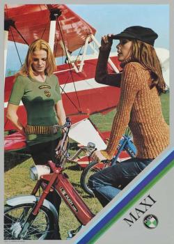 Farbposter Puch Maxi+2 Frauen vor Flugzeug (ca.50x70cm))