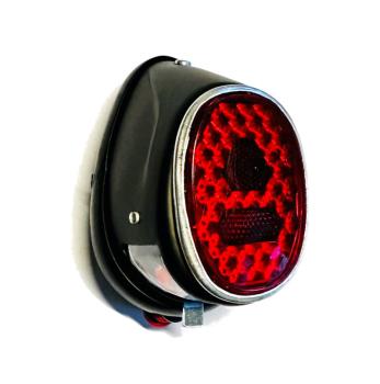 Rücklicht komplett mit Bremslicht Hella schwarz matt